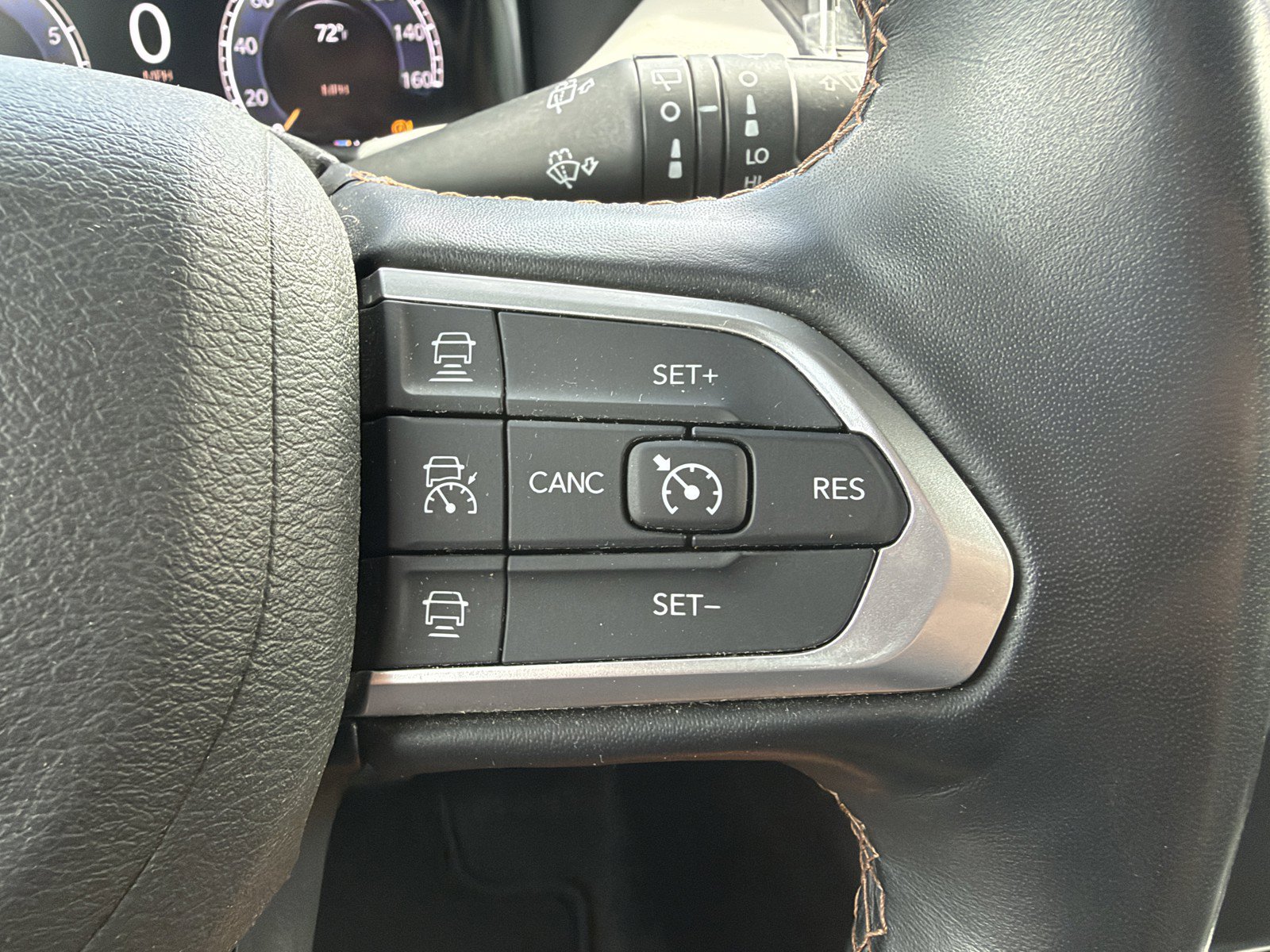 Used 2022 Jeep Compass Limited w/ Elite Group AWD/4WD image 17