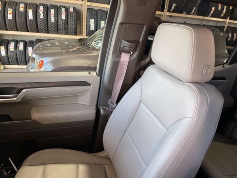 Used 2026 GMC Sierra 1500 SLT w/ SLT Premium Plus Package image 8