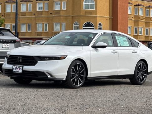 New 2026 Honda Accord Touring image 8