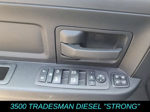 Used 2024 RAM 3500 Tradesman w/ Chrome Appearance Group AWD/4WD image 26