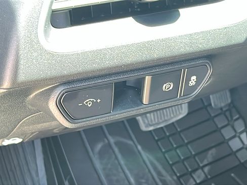 Used 2025 Kia K4 FWD image 13
