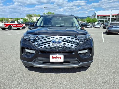 Used 2020 Ford Explorer Platinum w/ Premium Technology Package AWD/4WD image 10
