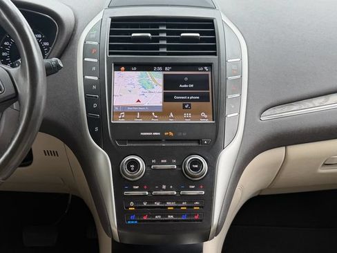 Used 2019 Lincoln MKC Reserve AWD/4WD image 18