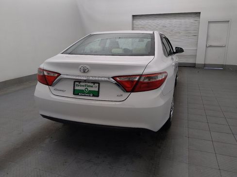 Used 2017 Toyota Camry LE image 7