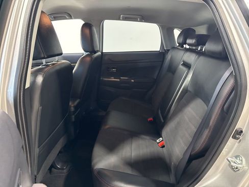 Used 2025 Mitsubishi Outlander Sport ES image 24