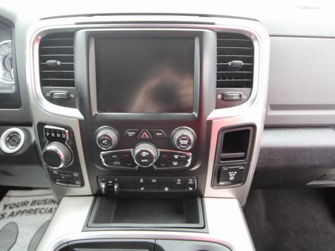 Used 2016 RAM 1500 Big Horn image 19