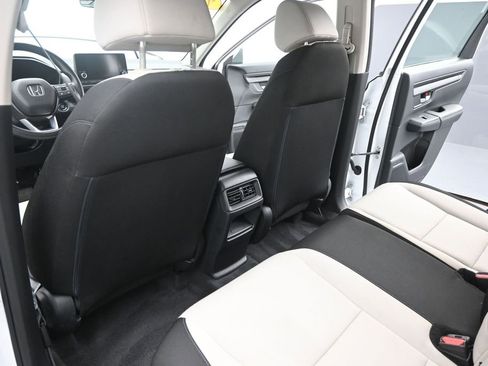 Used 2023 Honda CR-V LX image 13