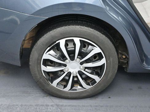 Used 2014 Toyota Corolla LE image 30