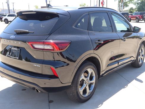Used 2024 Ford Escape ST-Line w/ Tech Pack #1 AWD/4WD image 5
