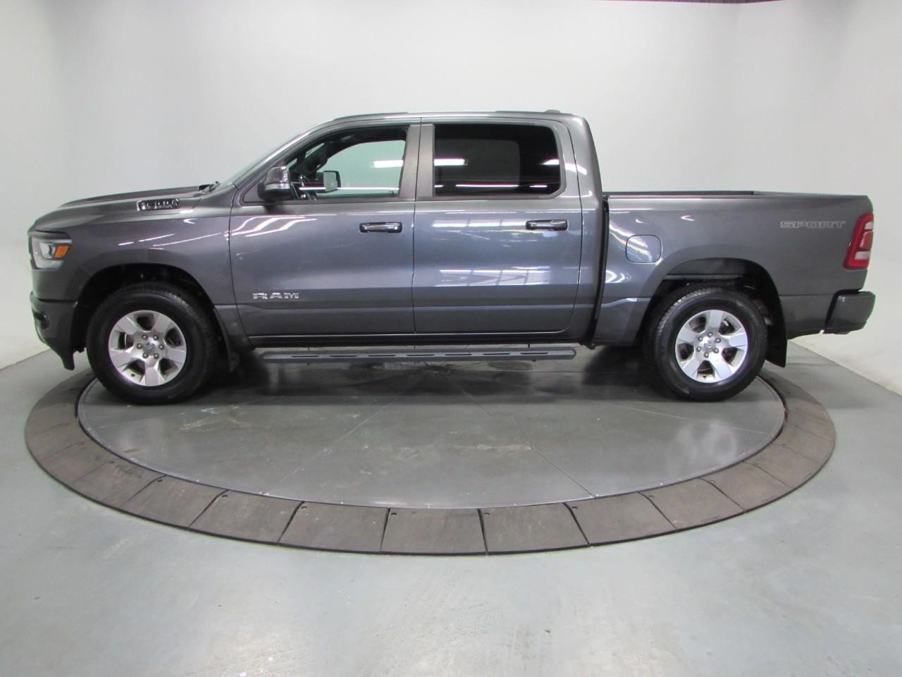 Used 2020 RAM 1500 Big Horn AWD/4WD image 4