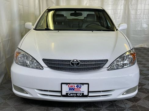 Used 2003 Toyota Camry XLE FWD image 3