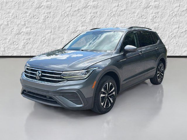 Used 2023 Volkswagen Tiguan S FWD image 7