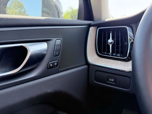 Certified 2026 Volvo XC60 B5 Plus AWD/4WD image 15