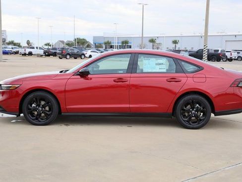 New 2025 Honda Accord SE image 5