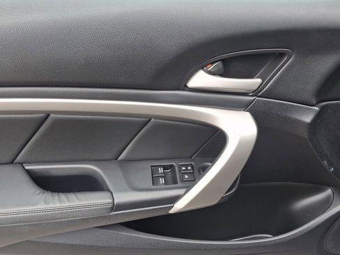 Used 2011 Honda Accord EX-L image 12