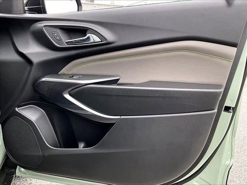 New 2026 Chevrolet Trax ACTIV w/ Sunroof Package FWD image 29