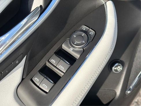 New 2026 Buick Envision Avenir image 16