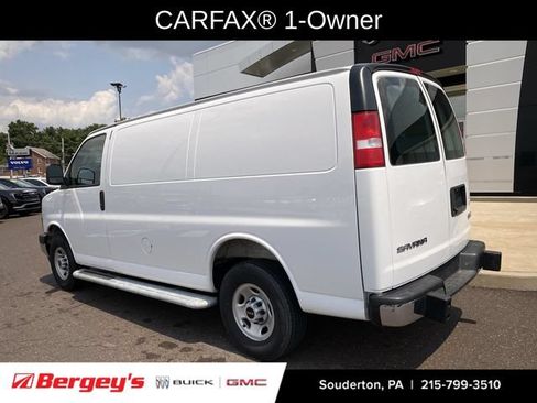 Used 2025 GMC Savana 2500 w/ Driver Convenience Package RWD image 3