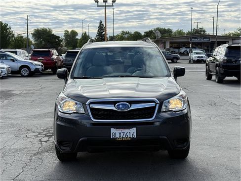 Used 2015 Subaru Forester 2.5i Premium w/ Popular Package #1 AWD/4WD image 2