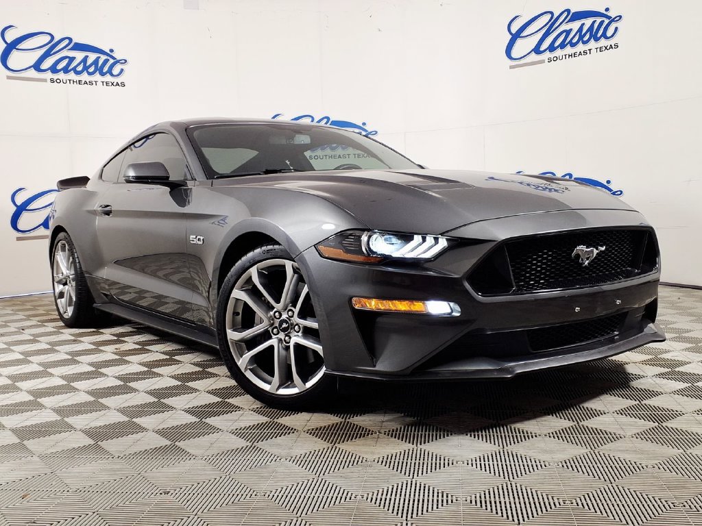 Used 2019 Ford Mustang GT Premium w/ Equipment Group 401A RWD image 1