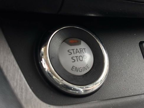 Used 2021 Nissan Murano SV image 38