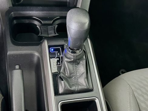 Used 2020 Toyota Tacoma SR5 RWD image 24