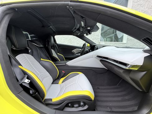 Used 2021 Chevrolet Corvette Stingray Premium Cpe w/ Z51 Performance Package RWD image 48