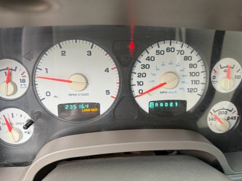 Used 2004 Dodge Ram 3500 Truck SLT w/ Trailer Tow Group image 11