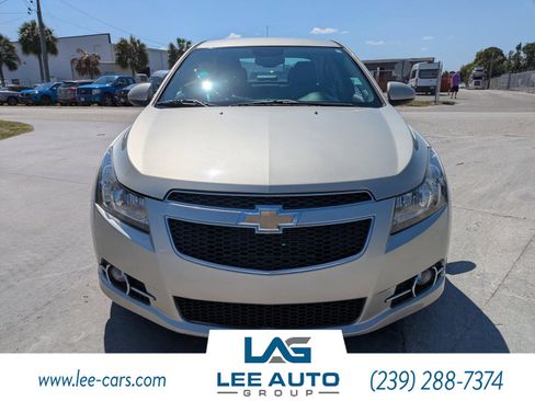 Used 2014 Chevrolet Cruze LT w/ RS Package FWD image 9