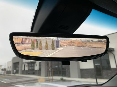 Used 2021 GMC Sierra 2500 Denali w/ Denali Ultimate Package image 30