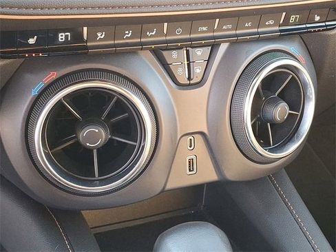 Used 2022 Chevrolet Blazer Premier image 12