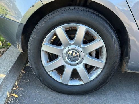 Used 2008 Volkswagen Rabbit S image 19