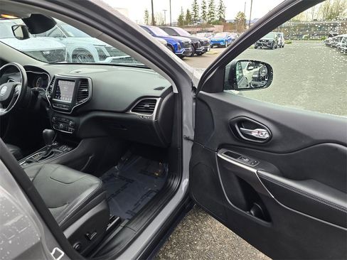 Used 2021 Jeep Cherokee Latitude Lux w/ Sun & Sound Group image 10