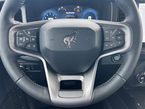 New 2026 Ford Bronco Badlands image 10