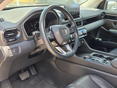 Used 2023 Honda Pilot EX-L image 12