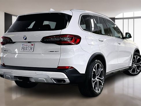 Used 2022 BMW X5 xDrive40i w/ Executive Package image 6