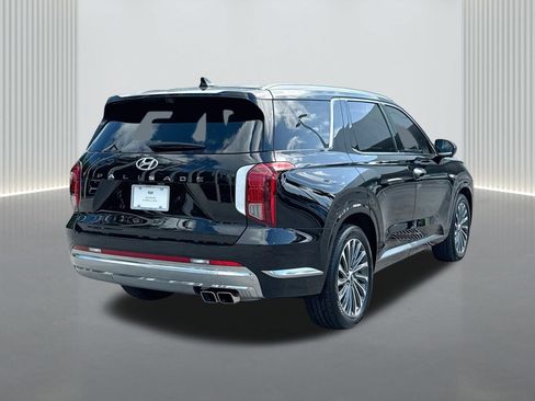 Used 2025 Hyundai Palisade Calligraphy FWD image 5