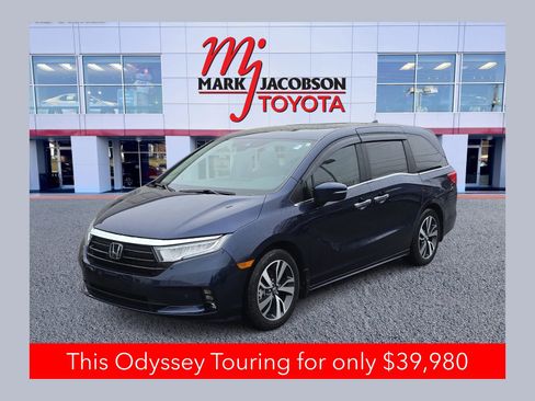 Used 2024 Honda Odyssey Touring image 1