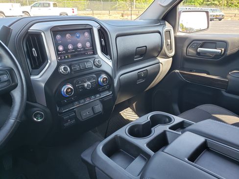 Used 2019 GMC Sierra 1500 SLE w/ SLE Value Package RWD image 17