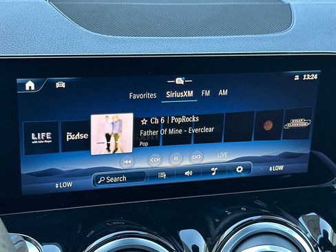 New 2026 Mercedes-Benz GLB 35 AMG 4MATIC image 21