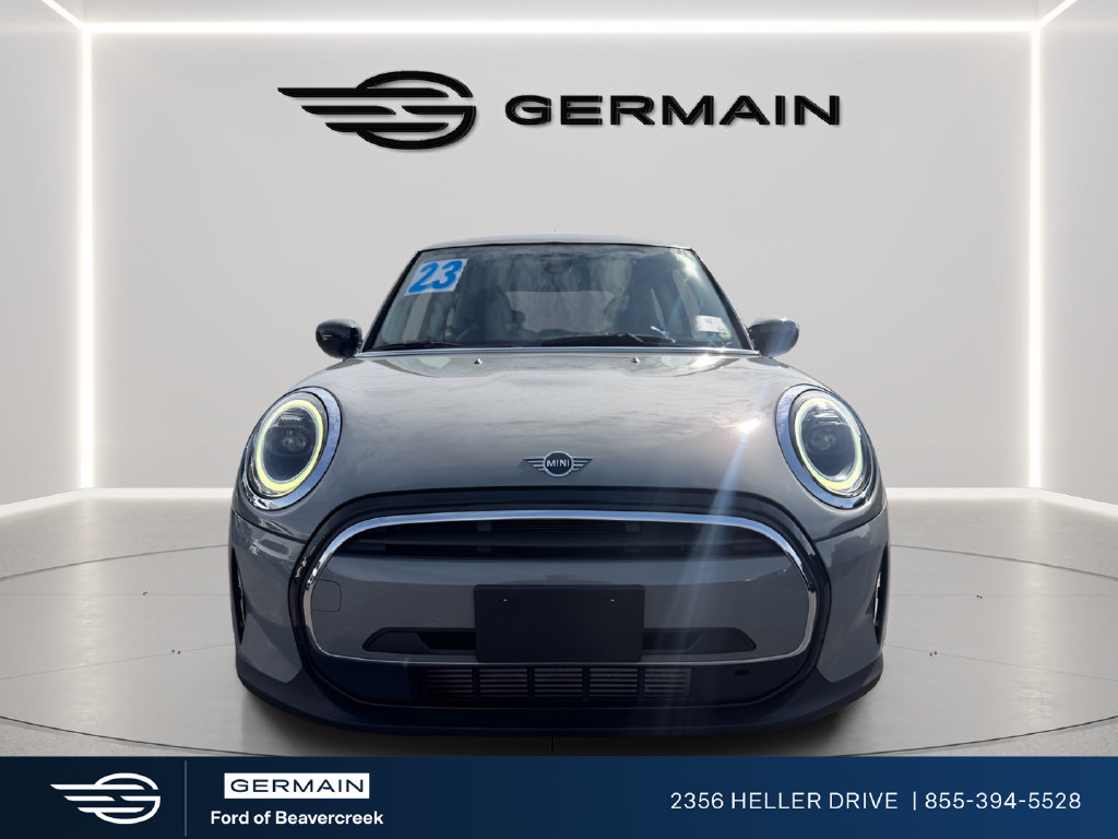 Used 2023 MINI Cooper 2-Door Hardtop FWD image 3