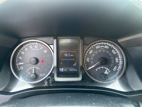 Used 2019 Toyota Tacoma TRD Pro AWD/4WD image 28