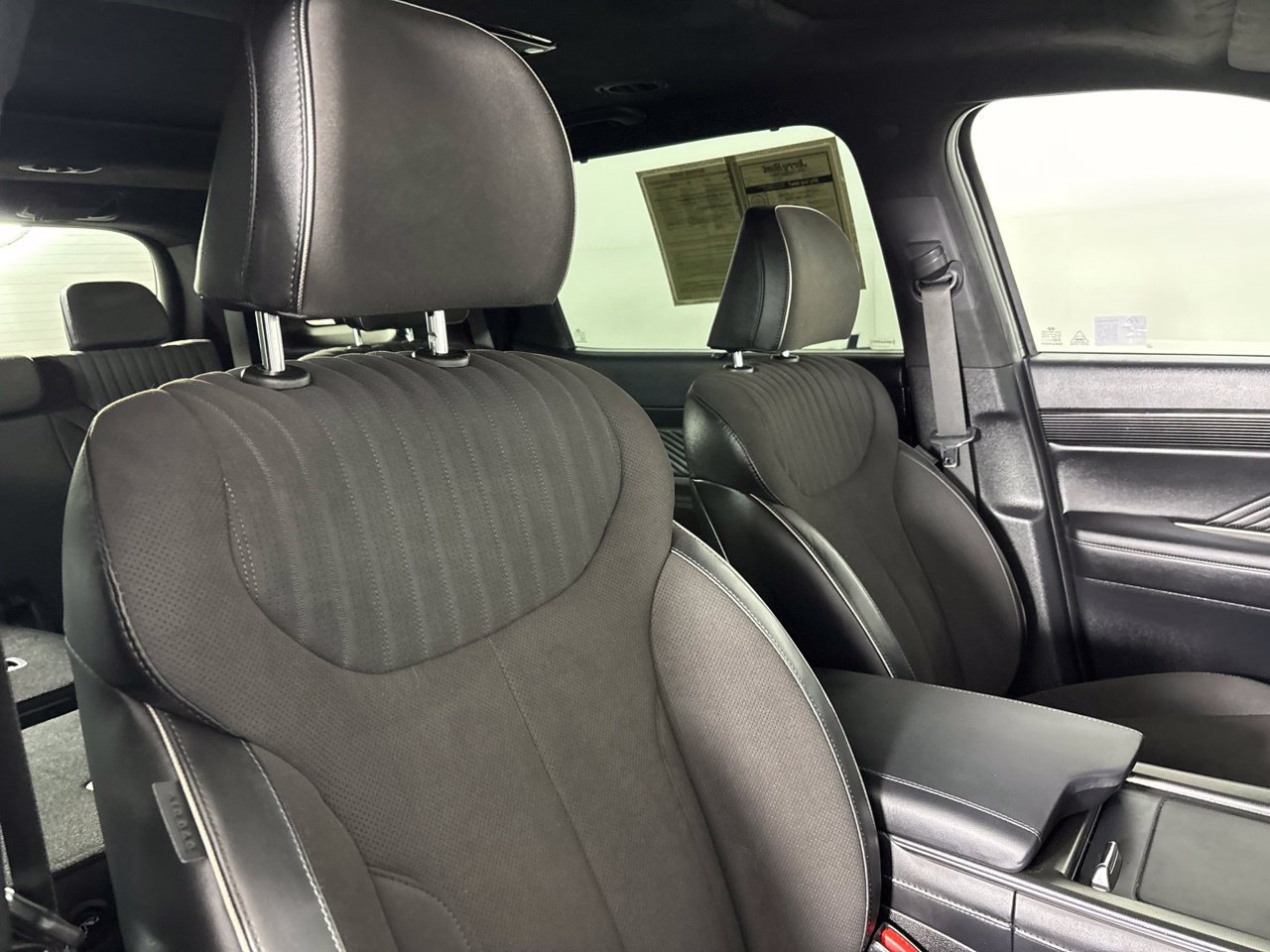 Used 2025 Hyundai Palisade Calligraphy AWD/4WD image 35