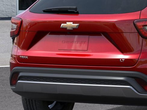 New 2026 Chevrolet Trax LT image 38