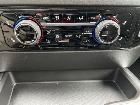 New 2026 Chevrolet Silverado 1500 RST AWD/4WD image 32