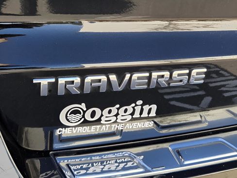 Used 2017 Chevrolet Traverse Premier w/ LPO, 'HIT The Road' Package image 31