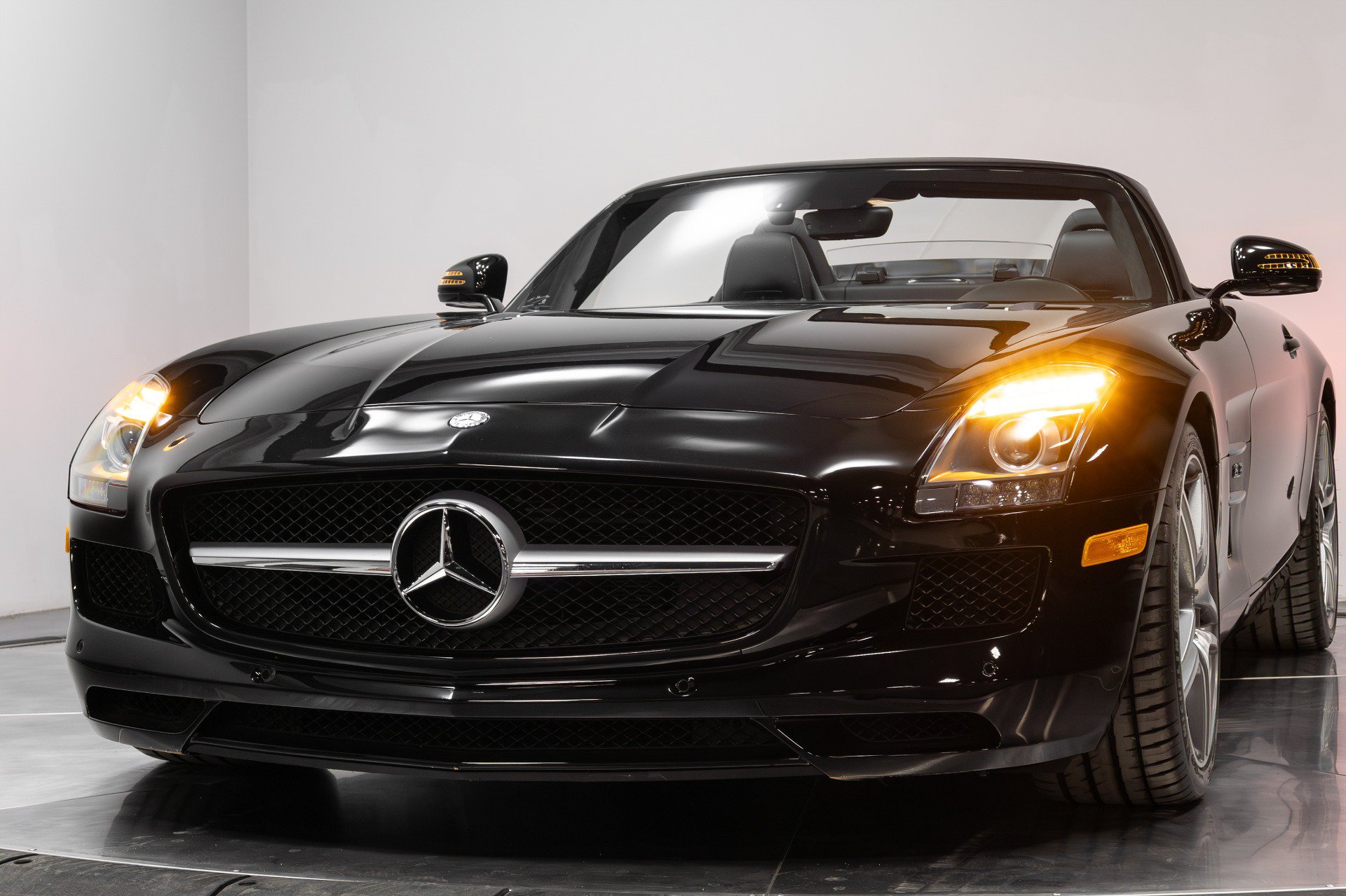 Used 2012 Mercedes-Benz SLS AMG Roadster image 75