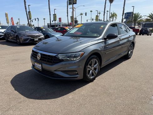 Used 2019 Volkswagen Jetta R-Line FWD image 7