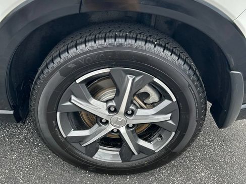 Used 2023 Honda HR-V EX-L image 9