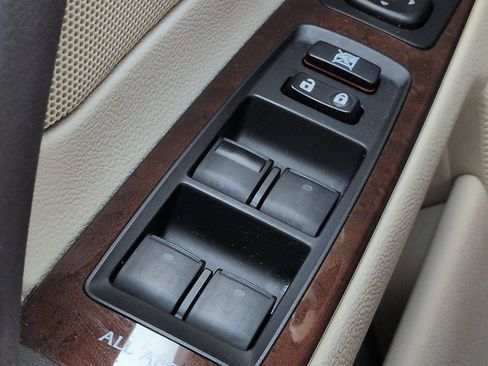Used 2012 Lexus IS 250 w/ Premium Pkg Value Edition RWD image 21